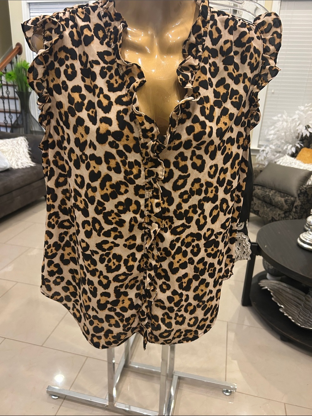 Dkny Leopard Print Ruffle V-Neck Blouse - Tan Black